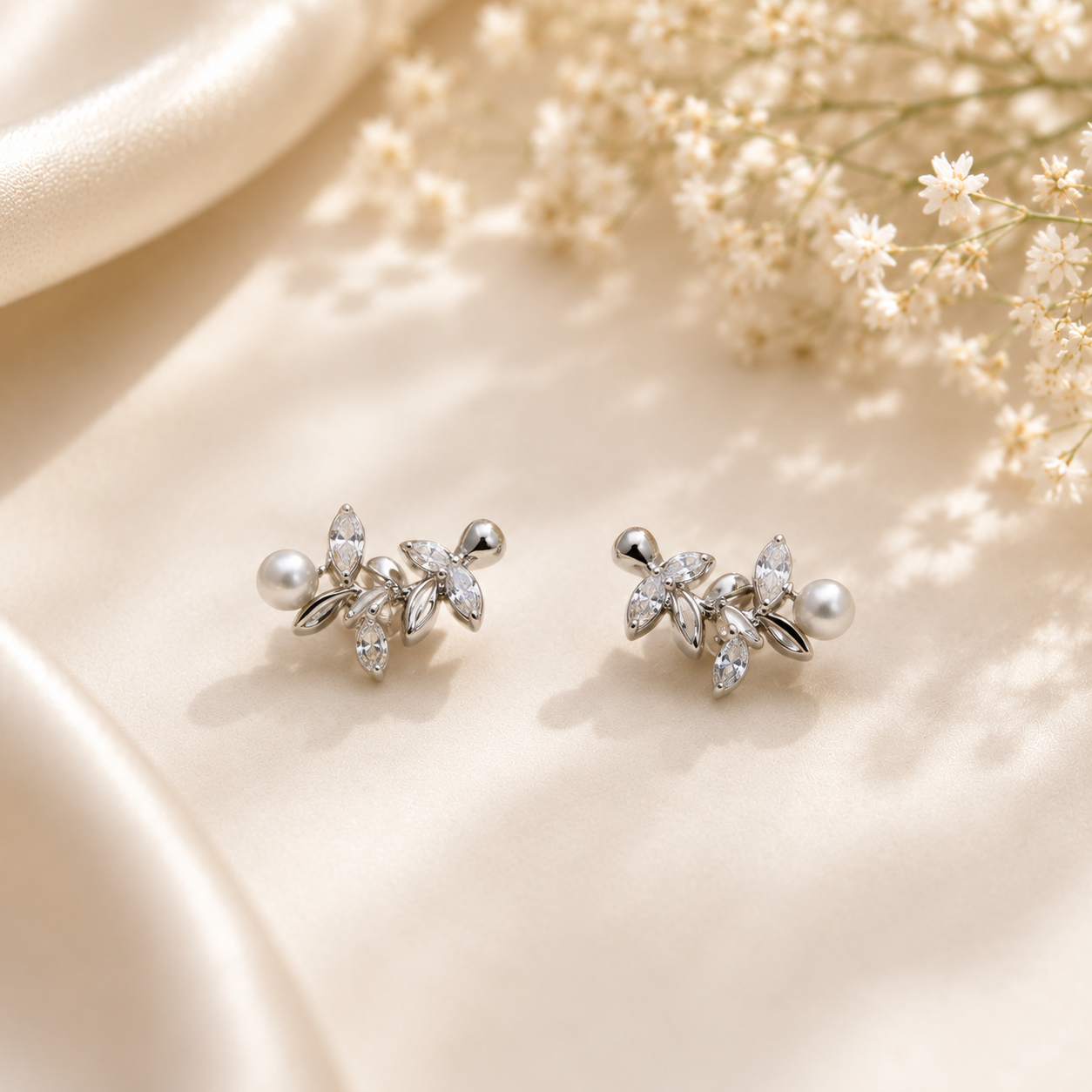 Pearl Bloom Jewellery Set - Image 3